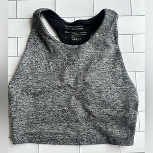 Aritzia cropped workout tank sports bra gray